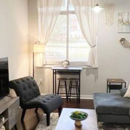 Townhouse In Uptown King Bed-Wi-Fi-Free Parking-Pool Appartement Charlotte Buitenkant foto