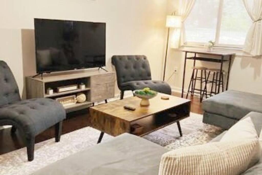 Townhouse In Uptown King Bed-Wi-Fi-Free Parking-Pool Appartement Charlotte Buitenkant foto
