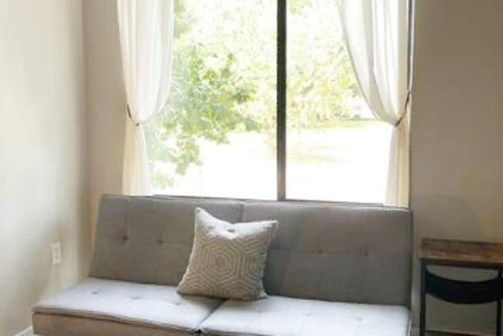 Townhouse In Uptown King Bed-Wi-Fi-Free Parking-Pool Appartement Charlotte Buitenkant foto